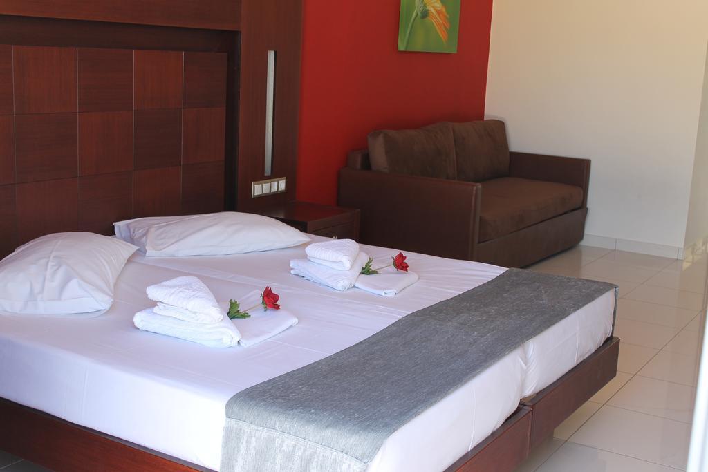 La Caretta Hotell Alykanas  Rum bild