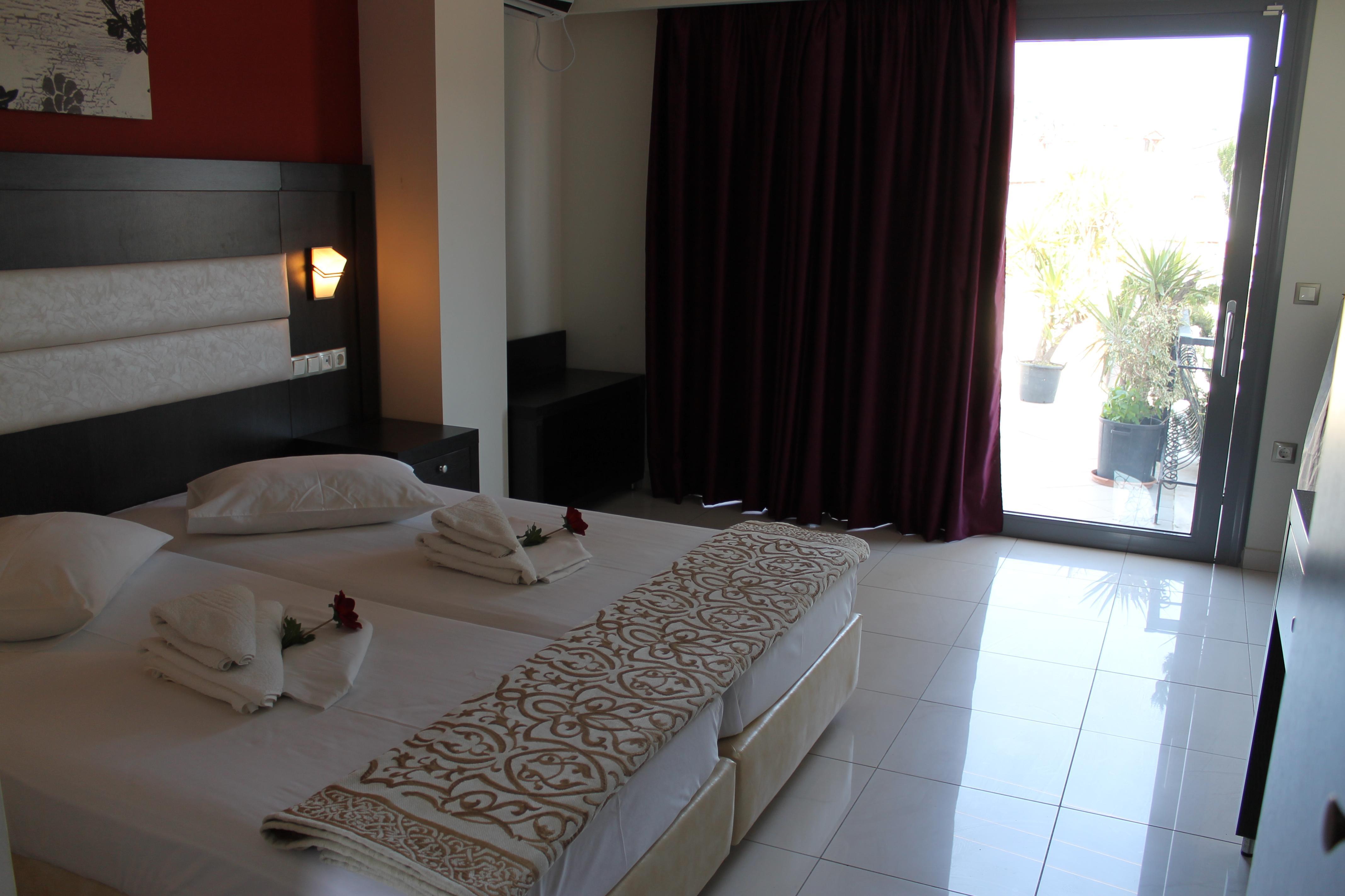 La Caretta Hotell Alykanas  Exteriör bild