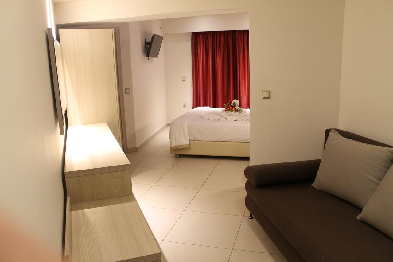 La Caretta Hotell Alykanas  Exteriör bild