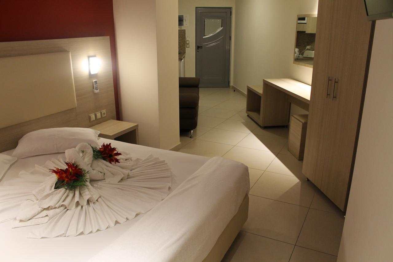 La Caretta Hotell Alykanas  Exteriör bild